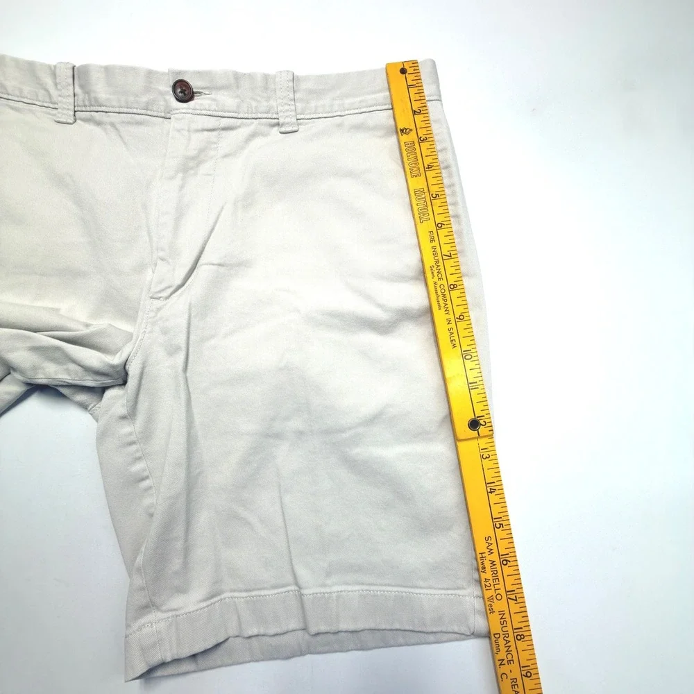 J Crew Chino Shorts Mens 35 Light Khaki 9 Inch Inseam Classic Flat Front Casual‎